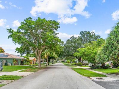 1350 SW 13th Place, Boca Raton, FL 33486