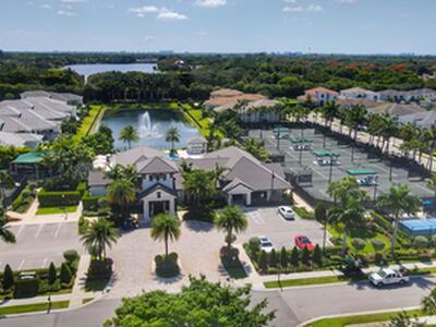 7095 NW 27th Avenue, Boca Raton, FL 33496