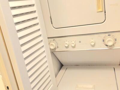 3959 Via Poinciana, Lake Worth, FL 33467