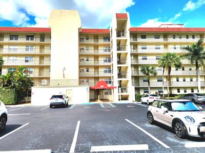 3959 Via Poinciana, Lake Worth, FL 33467