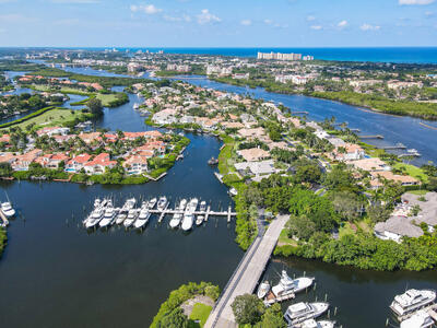 3322 Casseekey Island Road, Jupiter, FL 33477