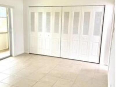 128 Canterbury F, West Palm Beach, FL 33417