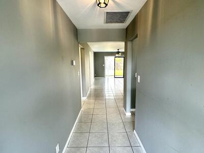 947 Country Wood Court, Wellington, FL 33414