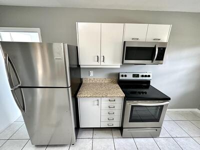 947 Country Wood Court, Wellington, FL 33414