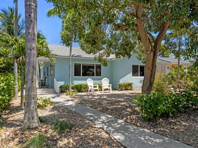 1120 N Palmway, Lake Worth Beach, FL 33460