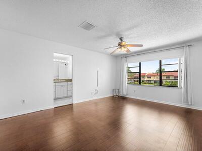 8566 Casa Del Lago, Boca Raton, FL 33433