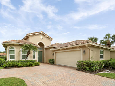 9120 Champions Way, Port Saint Lucie, FL 34986