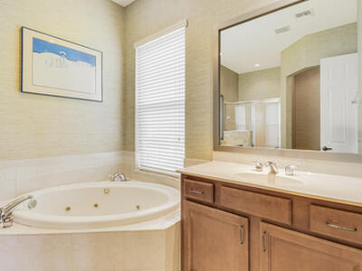 9120 Champions Way, Port Saint Lucie, FL 34986