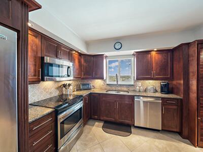 301 Lake Shore Drive, Lake Park, FL 33403