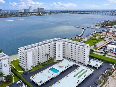 301 Lake Shore Drive, Lake Park, FL 33403