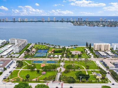 301 Lake Shore Drive, Lake Park, FL 33403