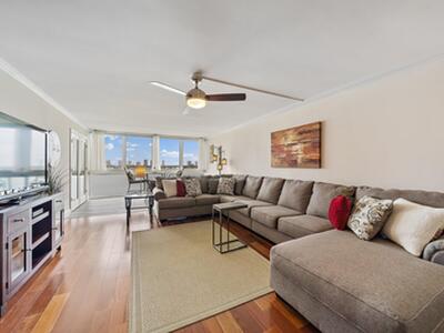 301 Lake Shore Drive, Lake Park, FL 33403