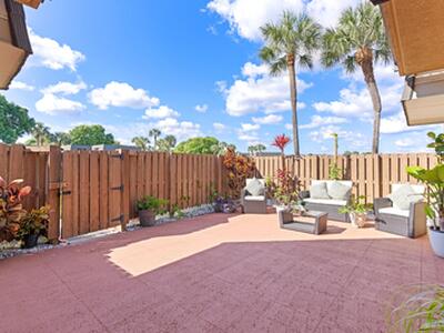 3904 39th Way, West Palm Beach, FL 33407