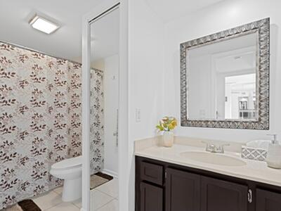 3904 39th Way, West Palm Beach, FL 33407