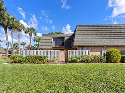3904 39th Way, West Palm Beach, FL 33407
