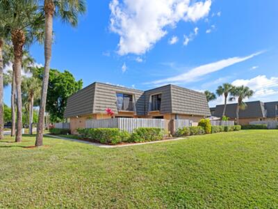 3904 39th Way, West Palm Beach, FL 33407