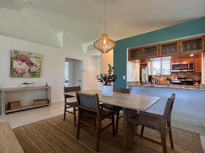 301 Club Drive, Palm Beach Gardens, FL 33418