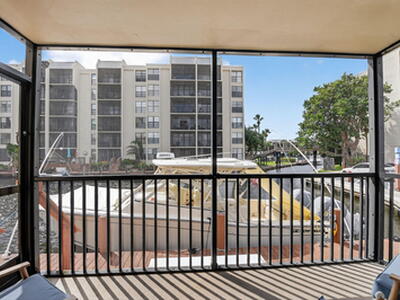 8 Royal Palm Way, Boca Raton, FL 33432