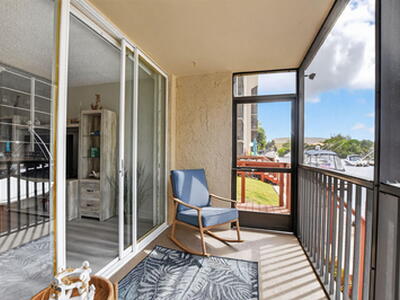 8 Royal Palm Way, Boca Raton, FL 33432