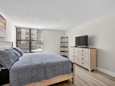 8 Royal Palm Way, Boca Raton, FL 33432