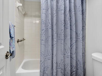 8 Royal Palm Way, Boca Raton, FL 33432