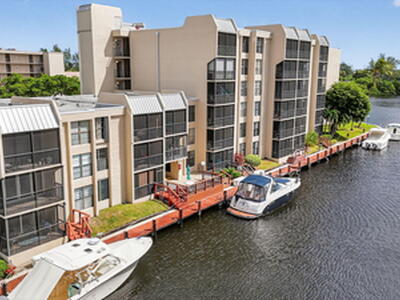 8 Royal Palm Way, Boca Raton, FL 33432