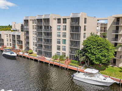 8 Royal Palm Way, Boca Raton, FL 33432