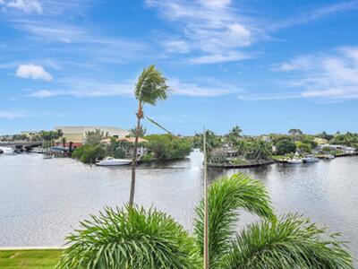 8 Royal Palm Way, Boca Raton, FL 33432