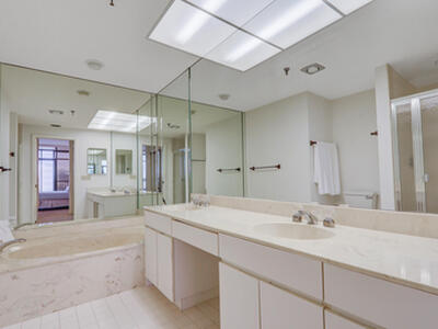 11370 Twelve Oaks Way, North Palm Beach, FL 33408