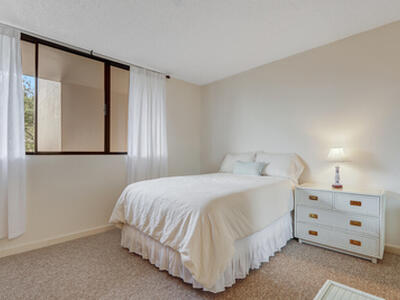 11370 Twelve Oaks Way, North Palm Beach, FL 33408