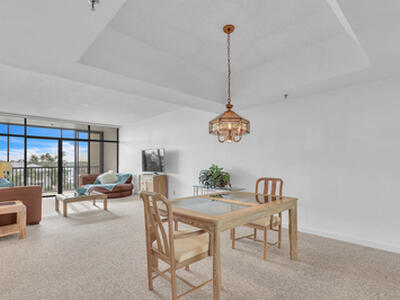 11370 Twelve Oaks Way, North Palm Beach, FL 33408