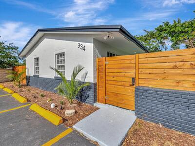934 NW 4th Avenue, Fort Lauderdale, FL 33311
