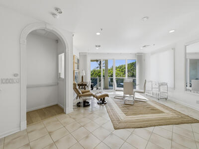 4535 Coquina Road, Ocean Ridge, FL 33435