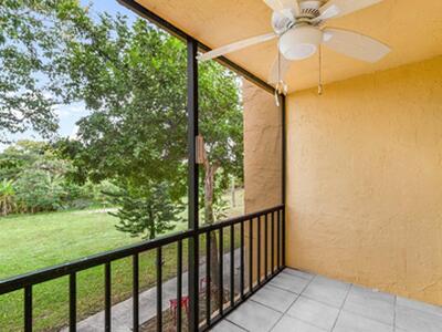 450 NW 20th Street, Boca Raton, FL 33431