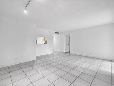 450 NW 20th Street, Boca Raton, FL 33431