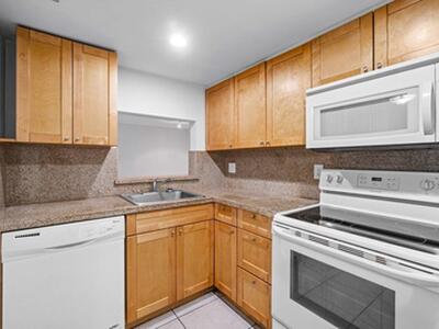 450 NW 20th Street, Boca Raton, FL 33431