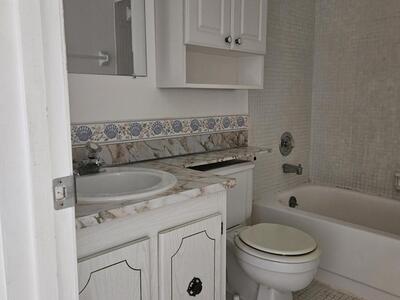 500 Village Green Circle W, Palm Springs, FL 33461