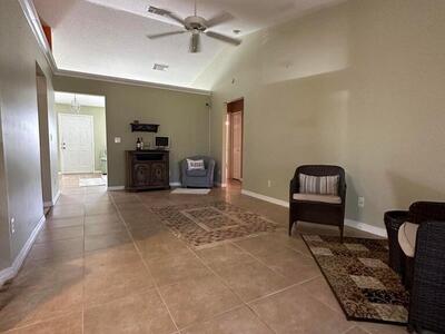 707 NW Nw Floresta Drive Drive, Port Saint Lucie, FL 34983