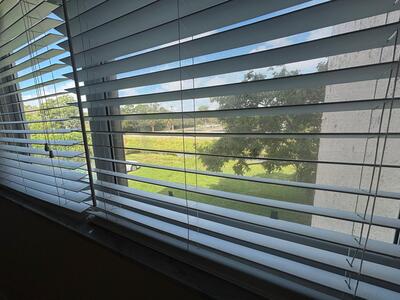 725 Lori Drive, Palm Springs, FL 33461