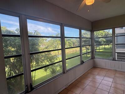 725 Lori Drive, Palm Springs, FL 33461