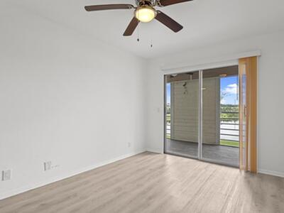 2044 Hythe C, Boca Raton, FL 33434