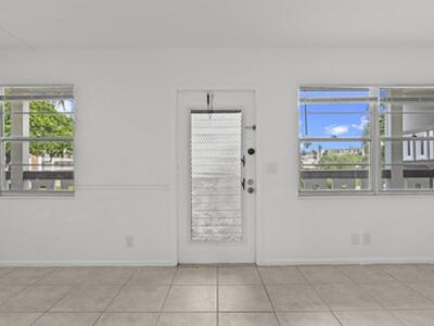 2044 Hythe C, Boca Raton, FL 33434