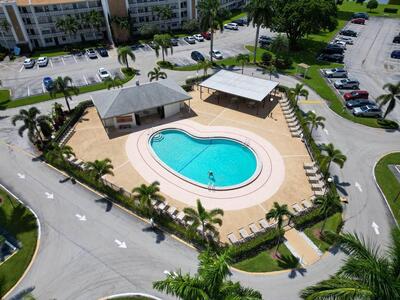 2044 Hythe C, Boca Raton, FL 33434