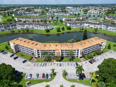 2044 Hythe C, Boca Raton, FL 33434