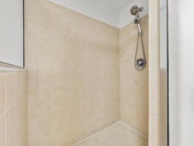 140 SW Peacock Boulevard, Port Saint Lucie, FL 34986