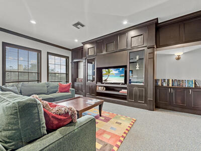 140 SW Peacock Boulevard, Port Saint Lucie, FL 34986