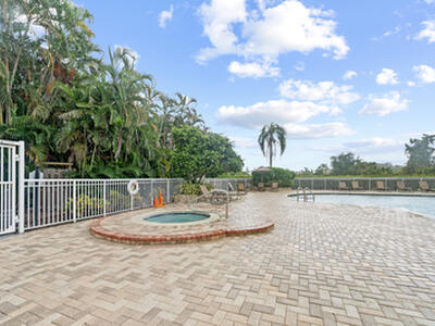 140 SW Peacock Boulevard, Port Saint Lucie, FL 34986