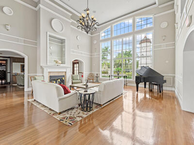 140 SW Peacock Boulevard, Port Saint Lucie, FL 34986