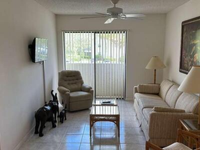 3360 Lucerne Park Drive, Greenacres, FL 33467