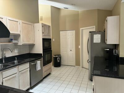 2937 SE Cates Circle, Port Saint Lucie, FL 34952